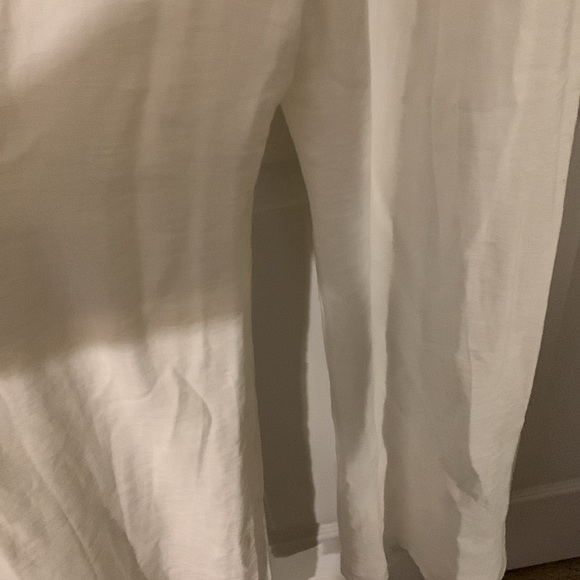 Ladies White Jumper - Picture 10 of 12